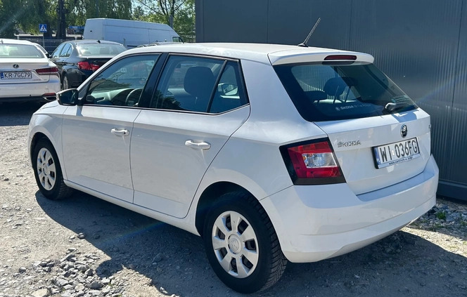 Skoda Fabia cena 24900 przebieg: 181000, rok produkcji 2015 z Koło małe 92